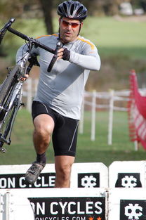 ac米兰足球队-全国速度滑冰青年锦标赛新纪录再现，2021年全国速度滑冰比赛直播